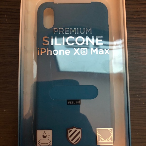 iHome Premium Silicone iPhone XS Max Blue - Picture 1 of 2